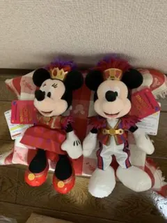ディズニーリゾート　ぬいぐるみバッチ２種セット