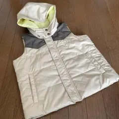 アディダス　ベストのサムネイル