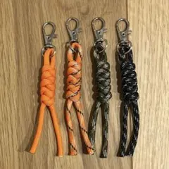 【ハンドメイド】パラコードチャーム4個セット/キーホルダー/アウトドア/チャーム