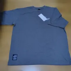 Reebok Tシャツ チャコール Lサイズ 新品のサムネイル