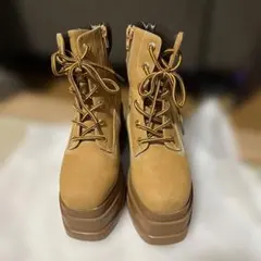 編み込みブーツ