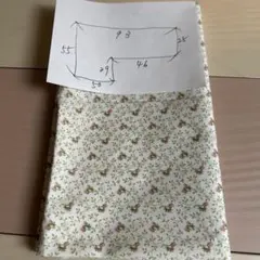 ピンク小花柄プリント生地・可愛いです・はぎれ