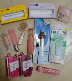 ロムアンド カラーグロス AVANCE リップ ジルスチュアート キャンメイク