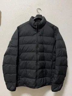 ユニクロ　ウルトラライトダウン　/L　ブラック　ダウン90%　保存袋付き　黒