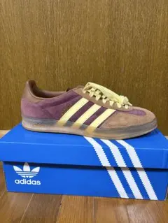 GAZELLE INDOOR スニーカー　アディダス　27.5センチ