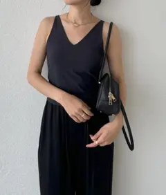 ❤️新品未使用❤️ リヴドロワマイセルフバイpatted V TANK カップ付きFのサムネイル