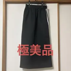 ブラック サイドライン　タイトスカート