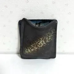 陶器 一輪挿し 壁掛けのサムネイル