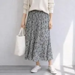 ローリーズファーム［Ｆ］大人ナチュラル◎くすみ×春色◎花柄ロングプリーツスカート