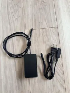 Microsoft純正 Surface用65W ACアダプター