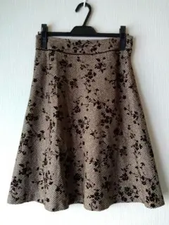 Aylesbury フロッキープリントチェックスカート　サイズ11号