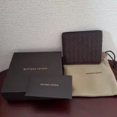 GW限定価格　BOTTEGA VENETA 二つ折り財布 ダークブラウン