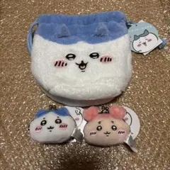 ちいかわ　ハチワレ　カニ　ポーチ