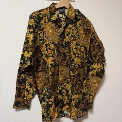 【期間限定値下げ中】 VERSACE 長袖シャツのサムネイル