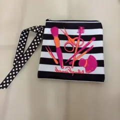 【美品】ヘンリベンデル　ポーチのサムネイル