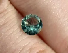 グリーントルマリン　0.73ct
