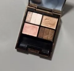 ルナソル スリーディメンショナルアイズ 02 Soft Beige