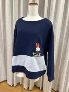 美品【グラニフ】ミッフィー　レディースフリーサイズトレーナーのサムネイル