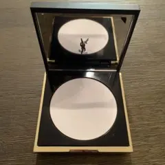 イヴサンローラン セッティングパウダー　ユニヴァーサル