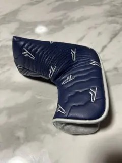 TaylorMadeのパターカバー「TP COLLECTION」