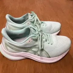 asics 軽量ミントグリーンランニングシューズ サイズ24.5