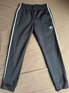adidas トラックパンツ　メンズ　ブラック