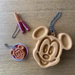 ミッキー ワッフル　バッグチャーム　カプセルトイ　ミニフードチャーム　セット
