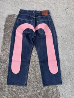 EVISU Lot 2001 デニムパンツ ピンクペイント - メルカリ
