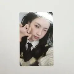 illit bomb タレントカード