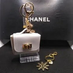 CHANEL限定チャーム雪の結晶&miniバックチャーム