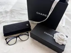 CHANEL スクエアシェイプ ブルーライトカット眼鏡　　新品未使用