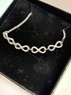 Item thumbnail for item 28d390d3-ff7b-4d14-8d54-64e4b52377e0