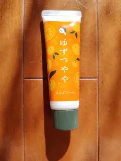 ゆずつやや　 ハンドクリーム　　はんどくりーむのサムネイル