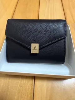 agnes b. 三つ折り財布 ブラックのサムネイル