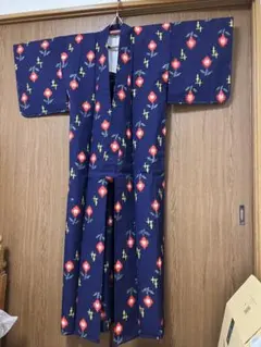 新品未使用　かすり模様の伝統的な和服　プリントでわない　しつけ糸付き