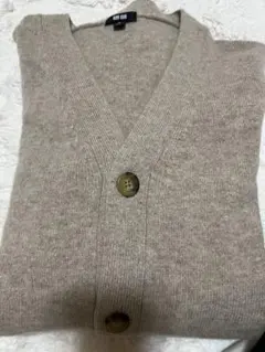 UNIQLO ベージュ Vネックカーディガン XL