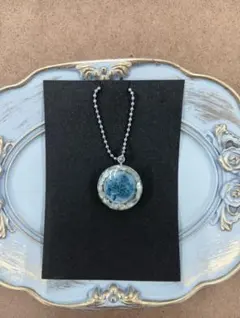 18.【ハンドメイド】海モチーフ丸型レジンキーホルダー