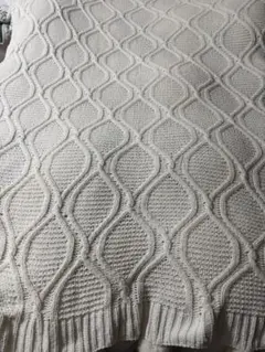 クリーム色　ニットブランケット