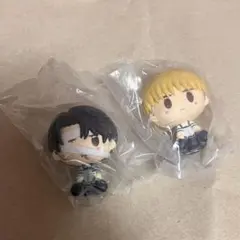 一番くじ　進撃の巨人　ちょこのっこフィギュア　リヴァイ　アルミン　H賞