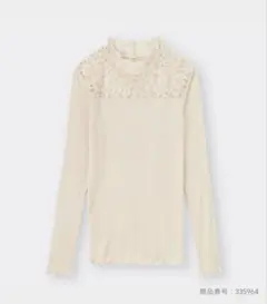 GU ジーユー　スタイルヒートリブレースハイネックT(長袖) ベージュSサイズ