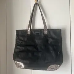 JIMMY CHOO レザートートバッグ 黒/シルバーのサムネイル
