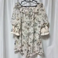 ナイスクラップ　花柄 シフォン ブラウス 五分袖