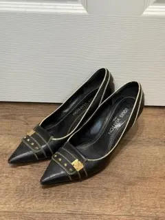 LOUIS VUITTON/ルイヴィトン✴︎スハリパンプス　37ハーフのサムネイル
