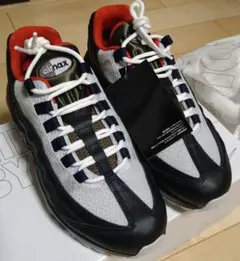 Nike Air Max 95 BYYOU ホワイト/ブラック/レッド/オリーブ