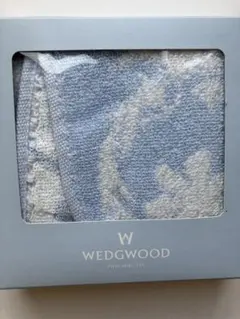WEDGWOOD 花柄ハンカチ 34cm x 35cm