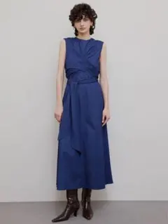 MEDI WASHABLE WAIST ROLL DRESS