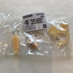 TWICE LOVELYS アクリルカラビナフロッキーマスコット ジヒョ