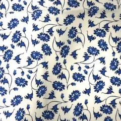 ⑯白地×青 ブルー 花 綿オックス 110㎝幅×1m生地 ハギレ