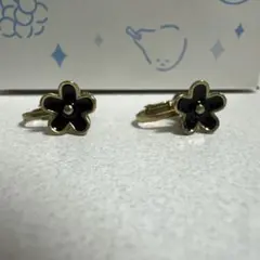 花形クリップ式イヤリング 黒