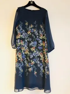 10/6(月)限定セール！SunaUna スーナウーナ　ネイビー花柄ワンピース